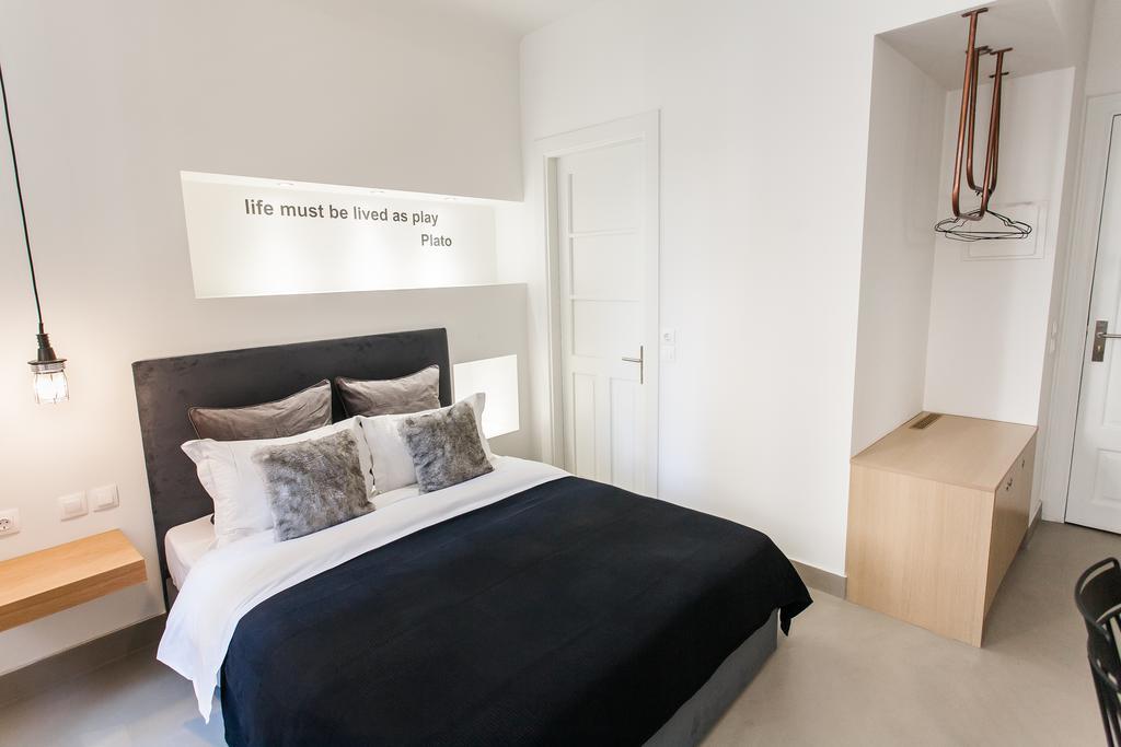 Monk Suites By Mlt At Ermou Athens Exterior photo